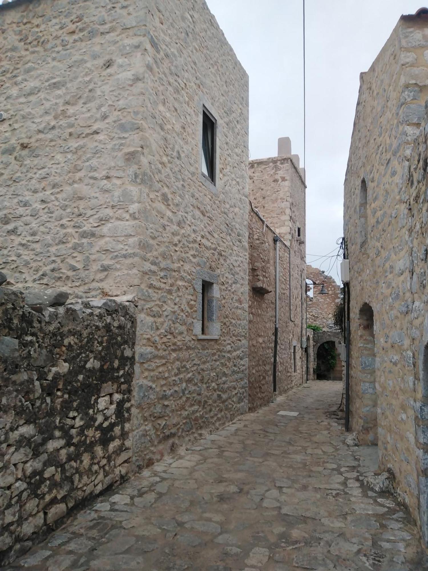 Pandera